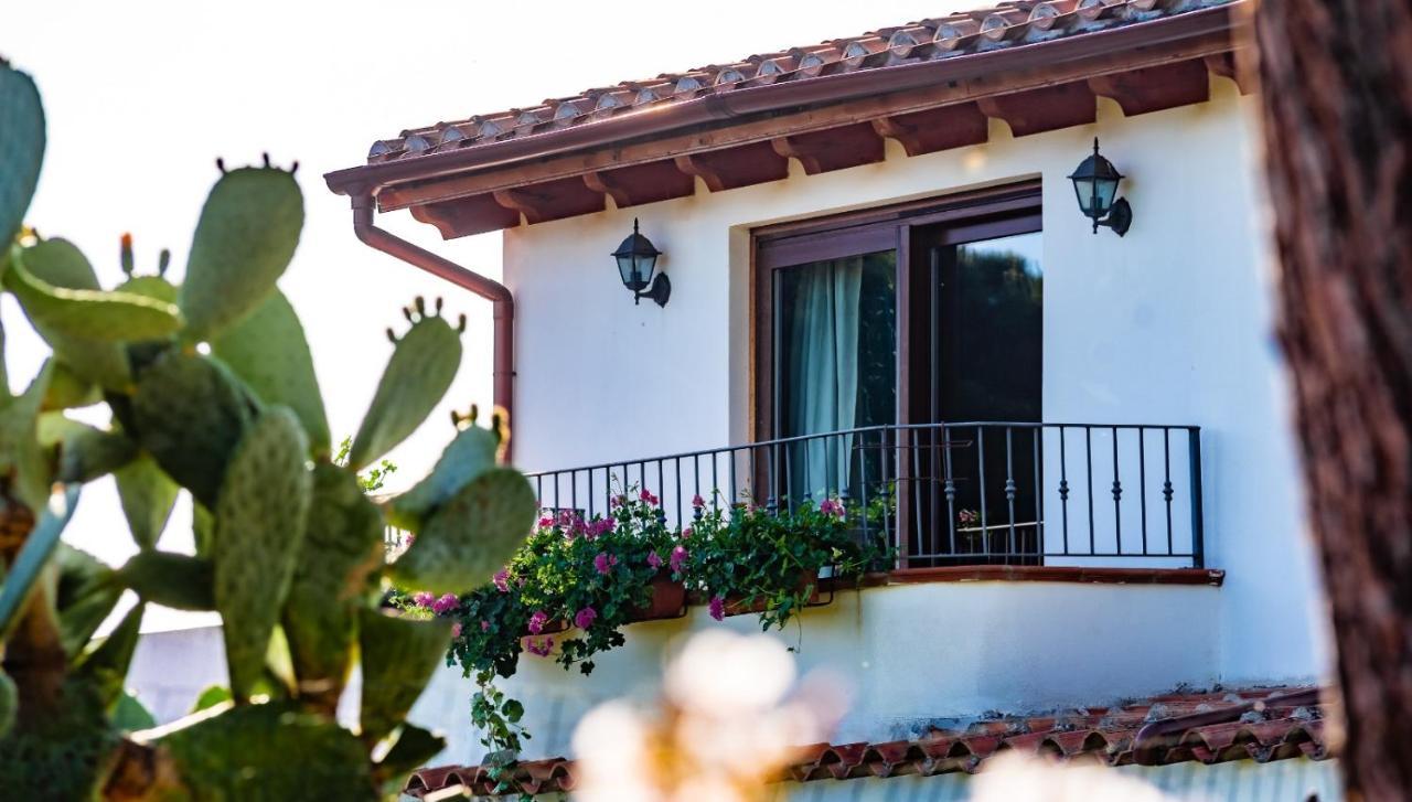 Casa Vacanze " Is Meris " 캐피타나 외부 사진